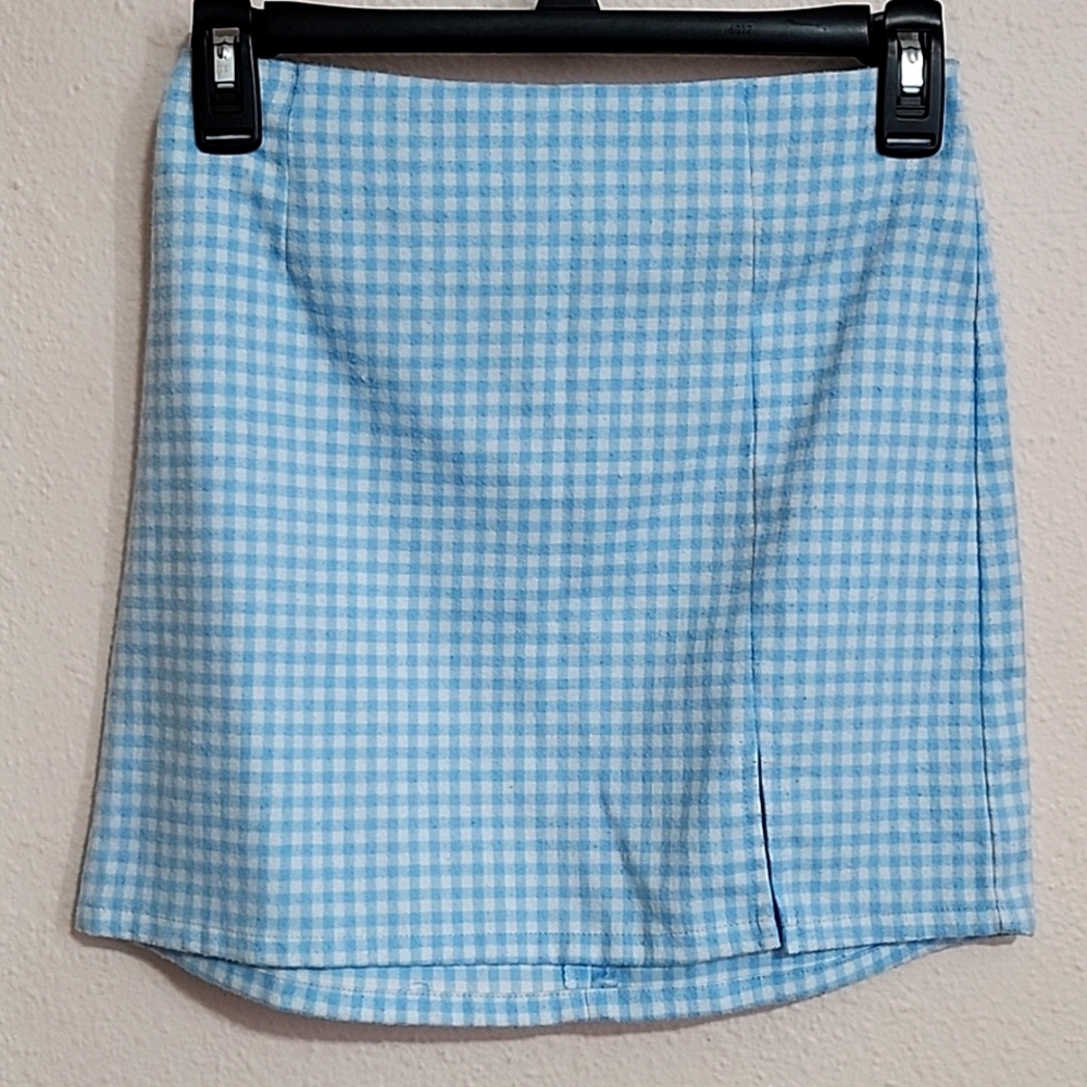 Blue, White Checkered Mini Skirt with small slit Size Girls Large (10-12)